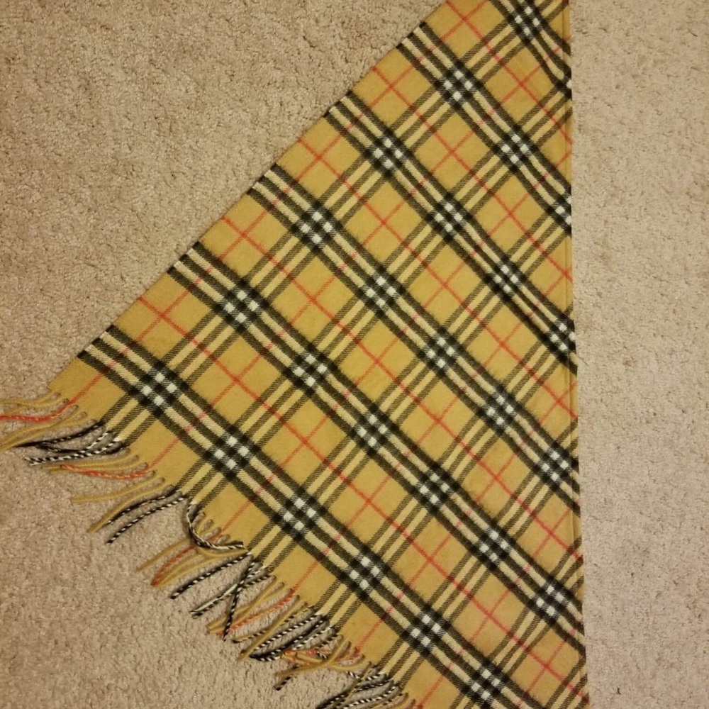 Burberry scarf